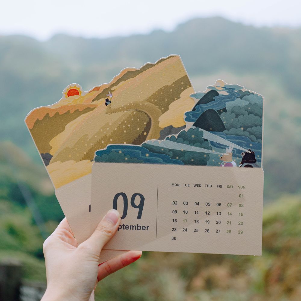 【健行筆記獨家聯名】 2024 山年曆 | 山山來持 ・ 把山景帶到你桌上 桌曆 年曆 禮物