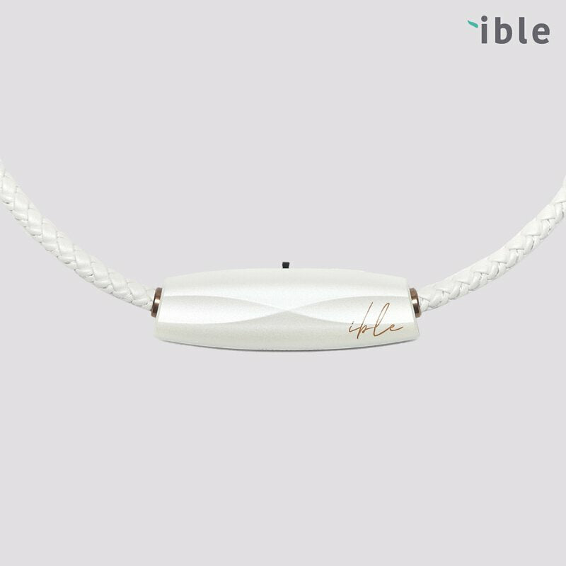 【ible 】Airvida M2 鈦項圈穿戴式空氣清淨機（50cm／45cm）-珍珠白